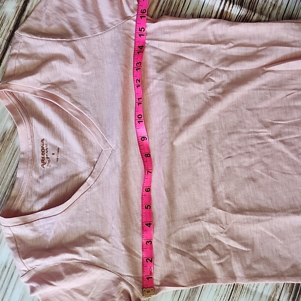 T-Shirts - Picture 5 of 5